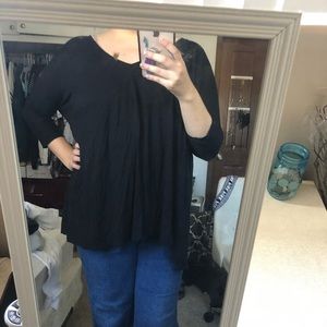Black tunic top